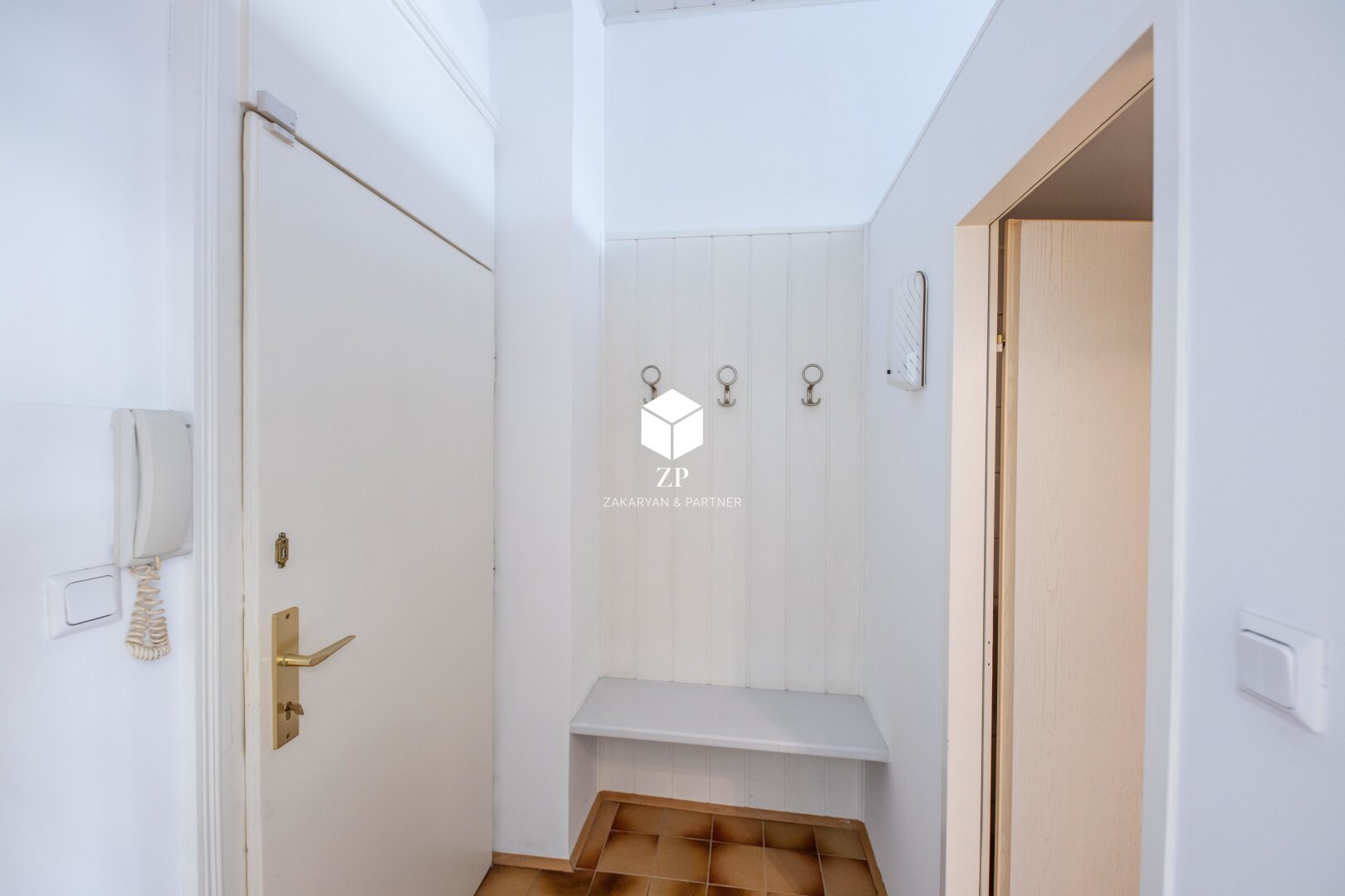 Büro zu mieten ~ Inkl. Strom und Heizung ~ Pyrkergasse 6