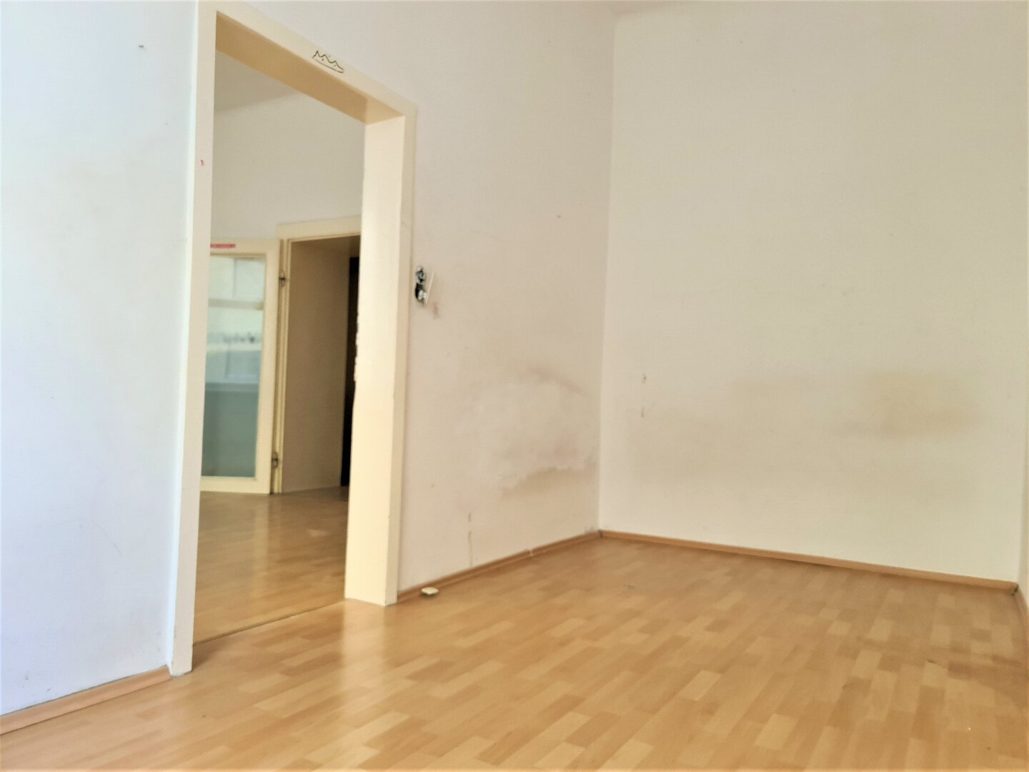 Sanierungstraum Starterwohnung U3 Ottakring