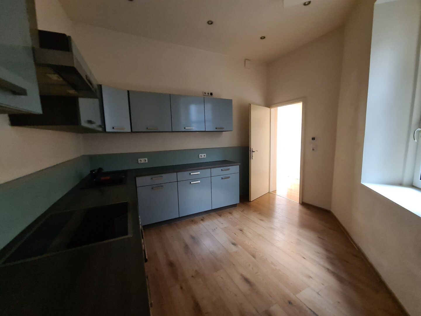 Sonnen Altbau beim Hauptbahnhof
