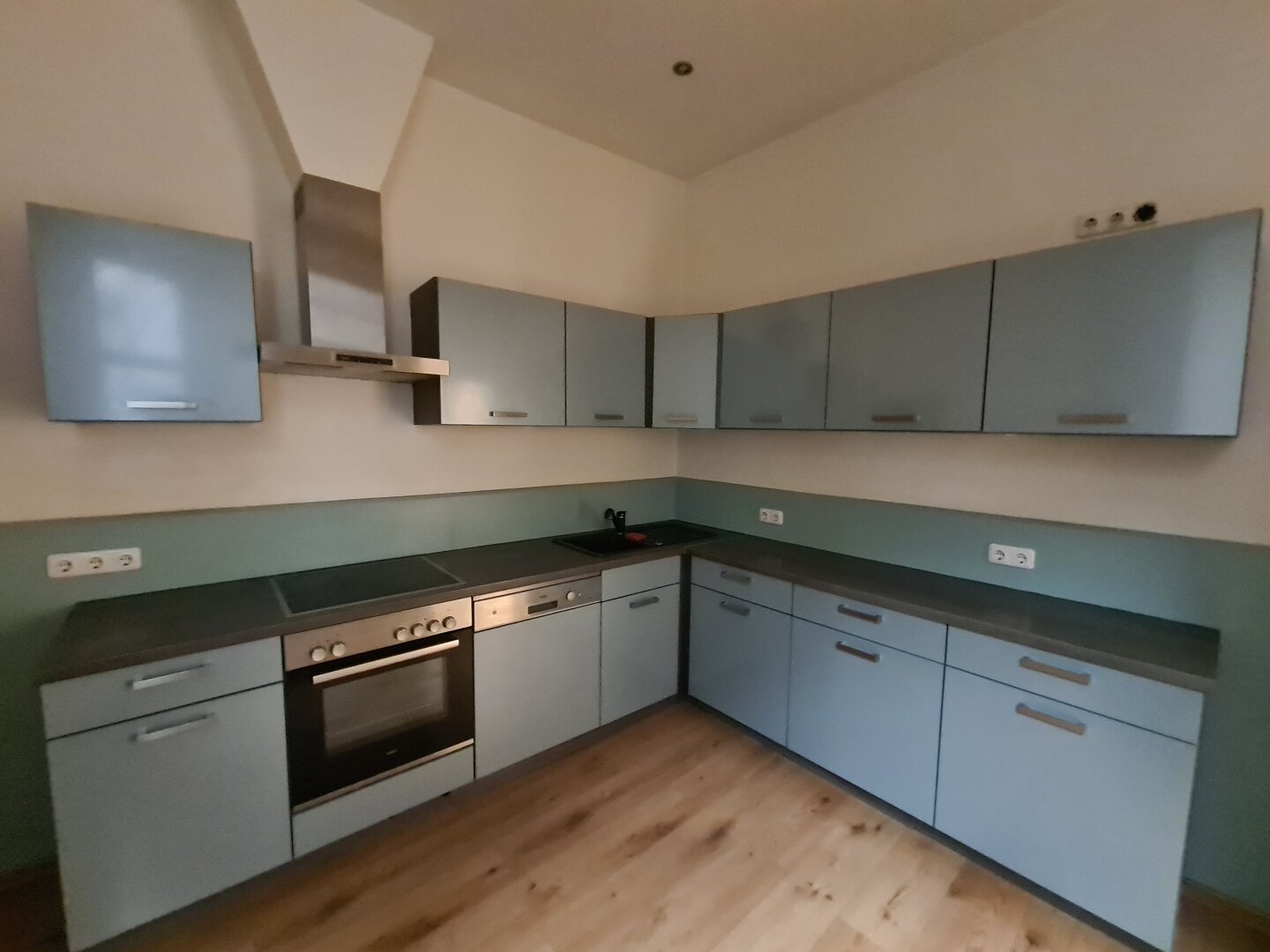 Sonnen Altbau beim Hauptbahnhof