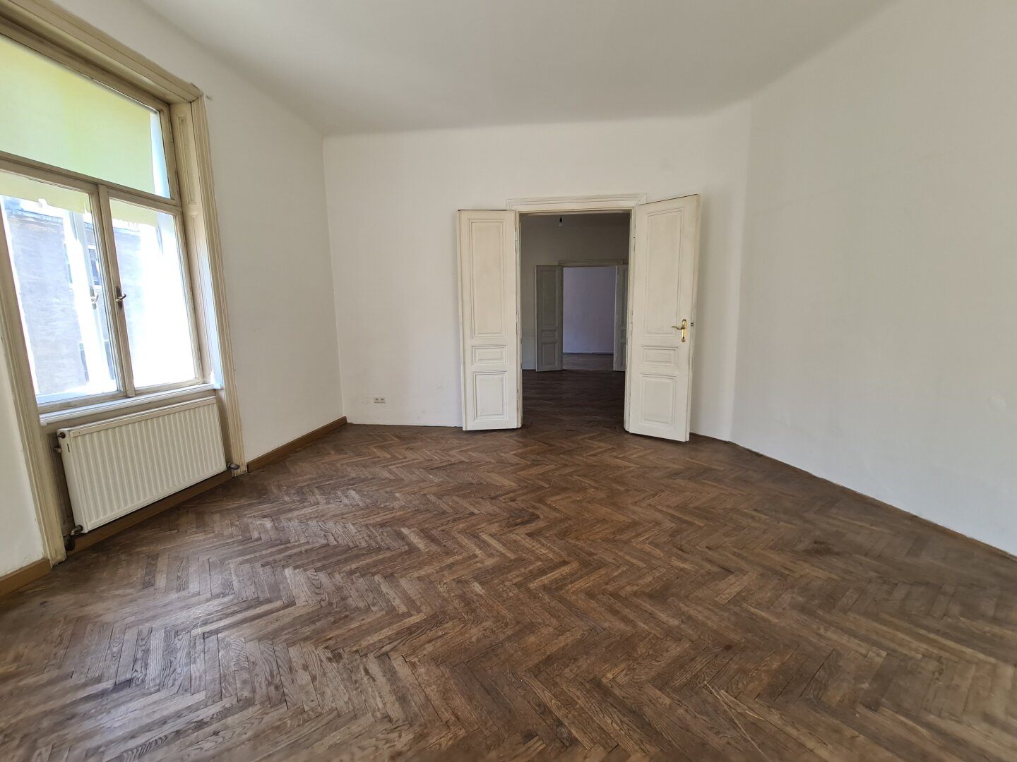 2er-WG Altbau bei U6 Gumpendorferstraße