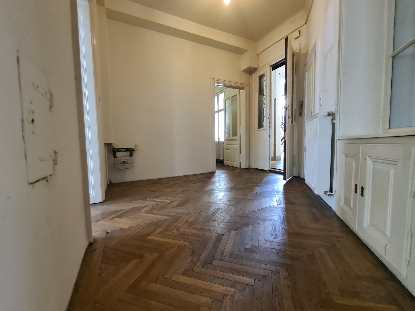 2er-WG Altbau bei U6 Gumpendorferstraße