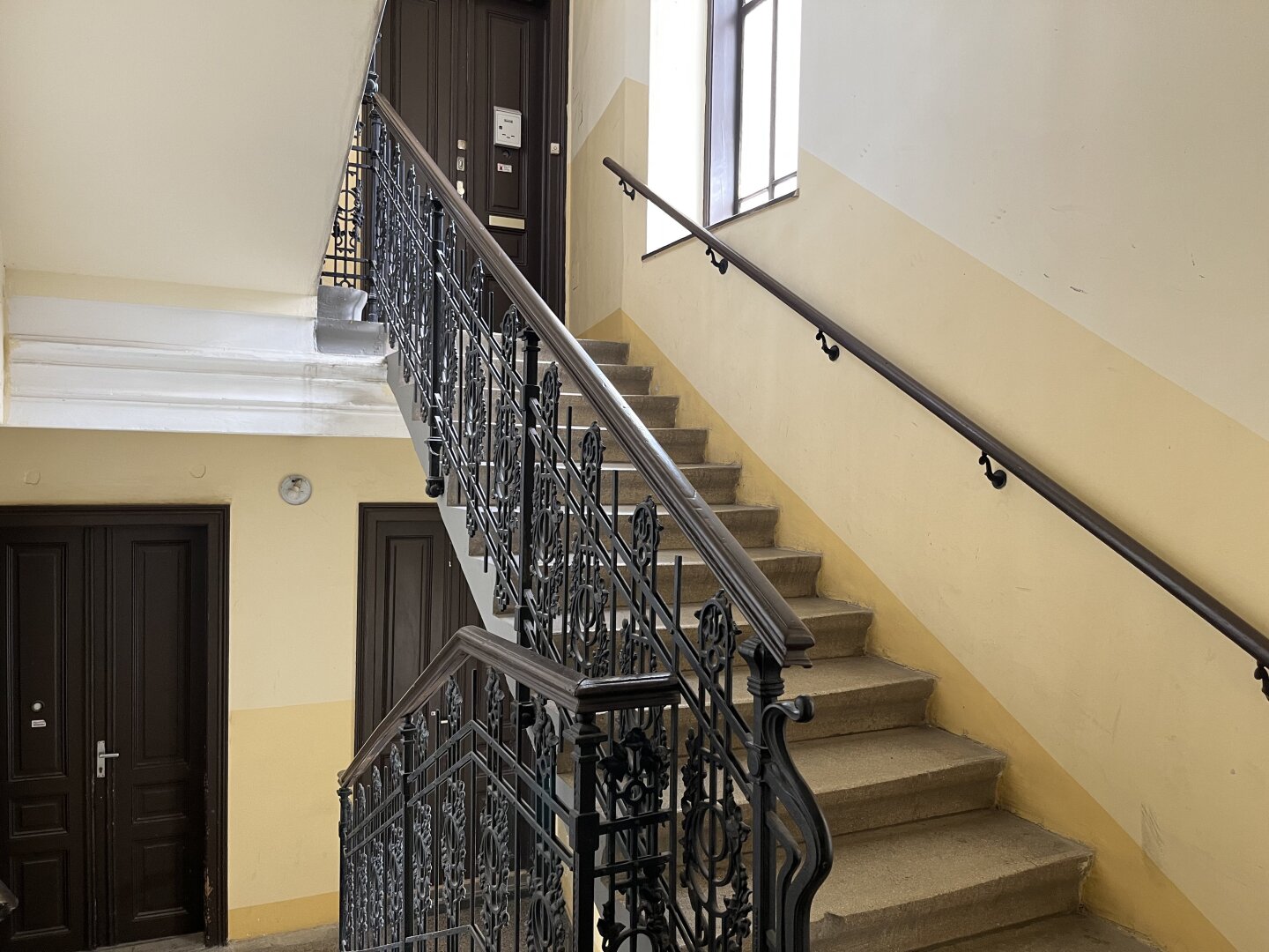 Altbau zum Renovieren | U3 Johnstraße | 2 Zimmer