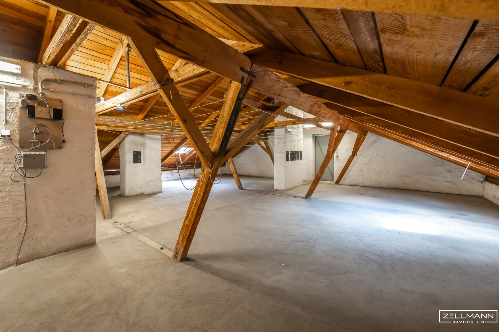 Bewilligter Dachboden in der Khekgasse - 7 Maisonette-Wohnungen