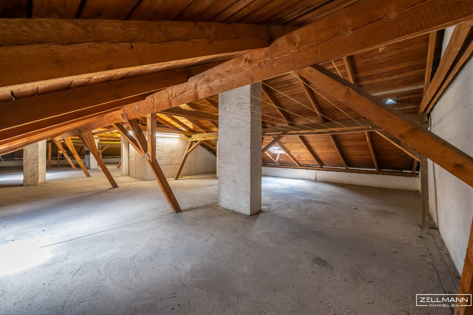 Bewilligter Dachboden in der Khekgasse - 7 Maisonette-Wohnungen