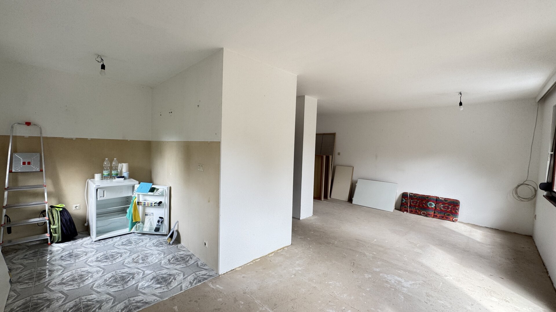 Ihr Grundstückstraum in 1220 Wien – Mit charmantem Fertigteilhaus und viel Potenzial | ZΞLLMANN IMMOBILIEN