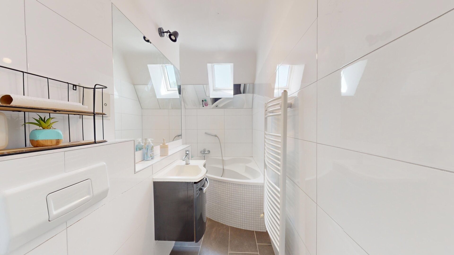 DÖBLING | Helle Dachgeschosswohnung | 3 1/2 Zimmer | ZELLMANN IMMOBILIEN