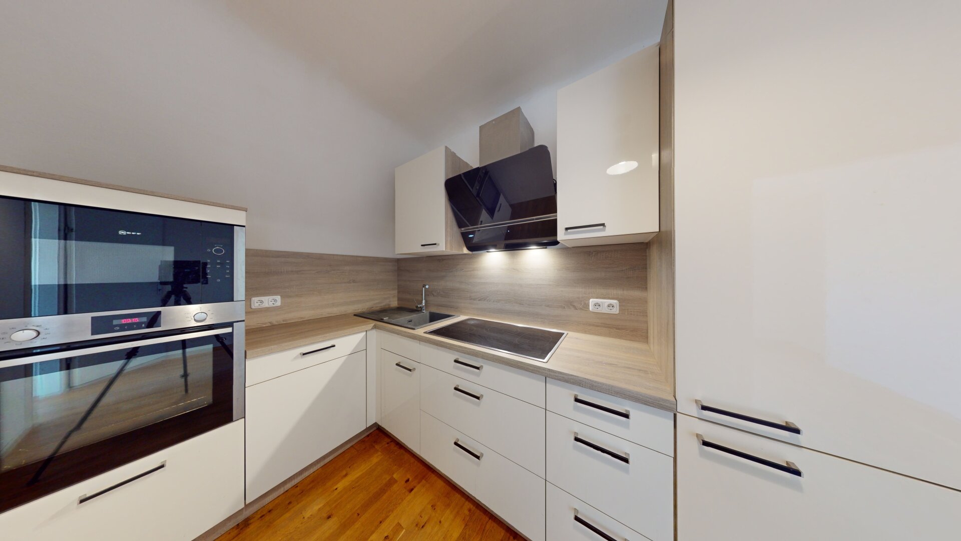 DÖBLING | Helle Dachgeschosswohnung | 3 1/2 Zimmer | ZELLMANN IMMOBILIEN
