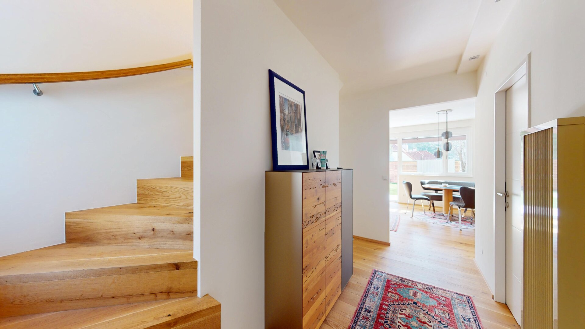 BERNDORF | tolles Reihenhaus, modern, qualitativ hochwertig saniert | ZELLMANN IMMOBILIEN
