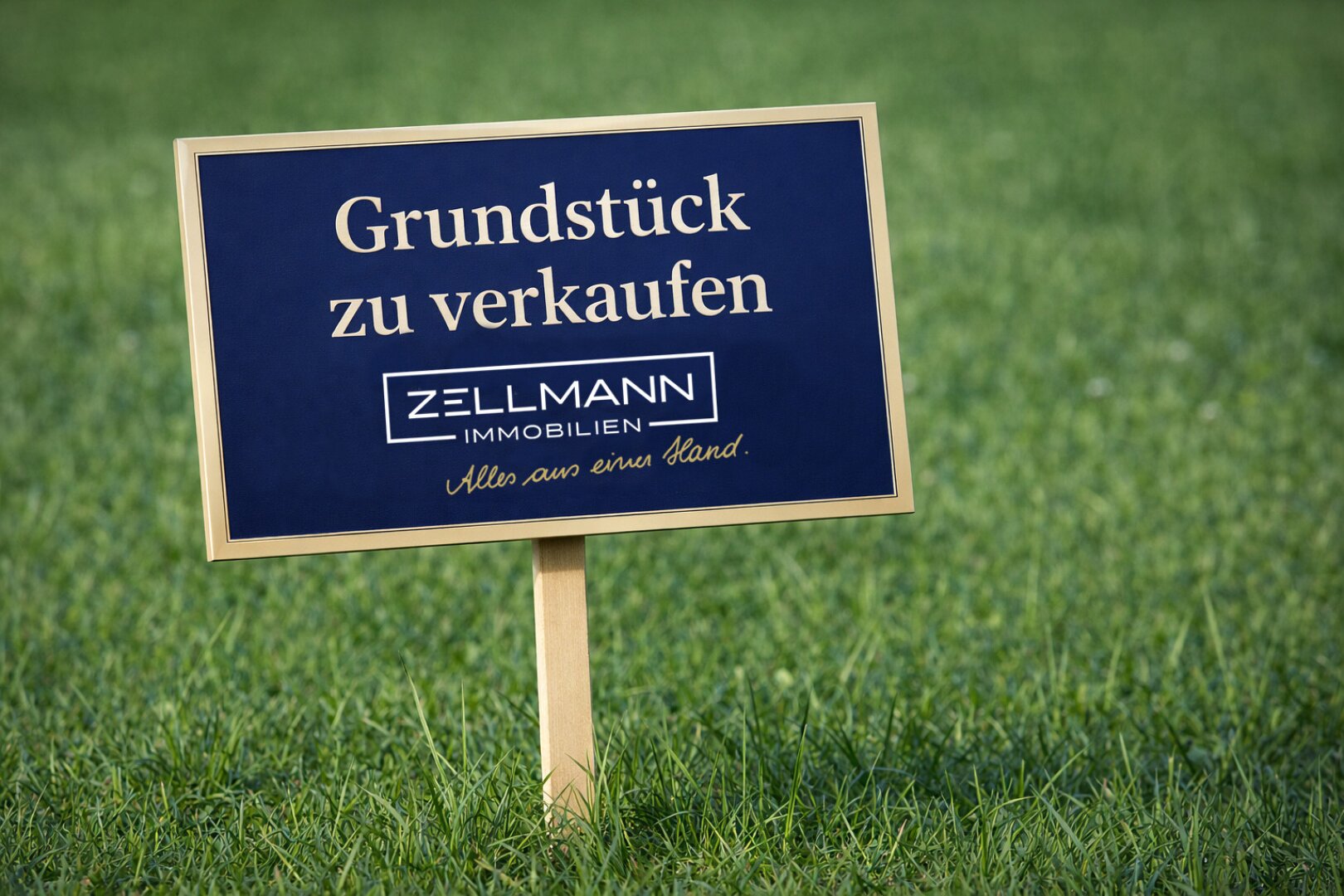 Attraktives Baugrundstück mit Wienerwaldblick an den Maurer Weingärten | ZΞLLMANN IMMOBILIEN
