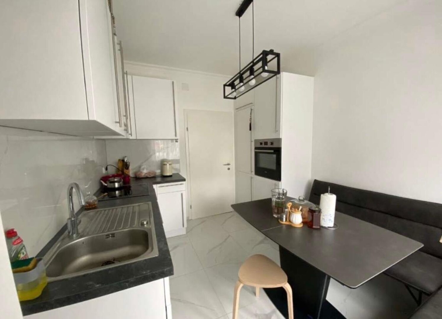 „Komplett erneuert 2024: Großzügige 3-Zimmer-Wohnung mit moderner Ausstattung“ | ZELLMANN IMMOBILIEN