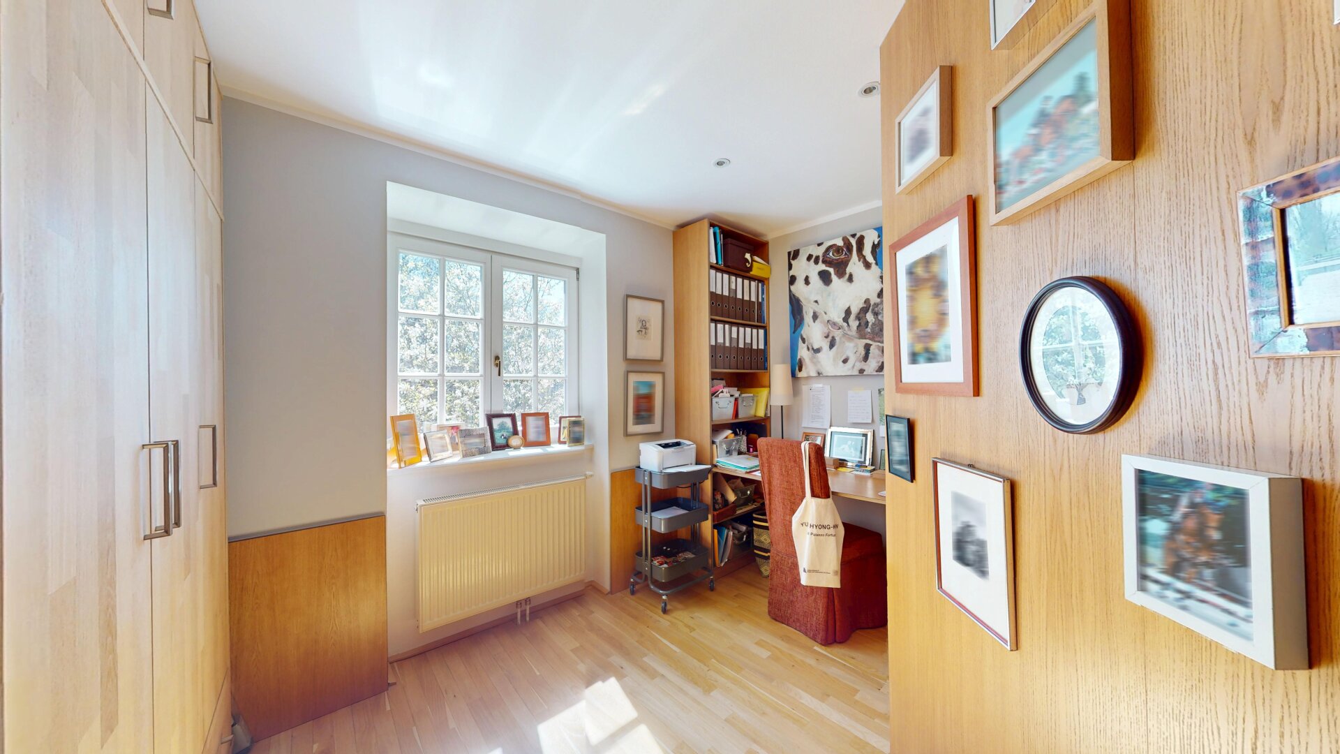 NEULENGBACH | Revitalisierte Landhausvilla mit Stil und traumhaft großzügigen Grundstück | Pool | ZELLMANN IMMOBILIEN