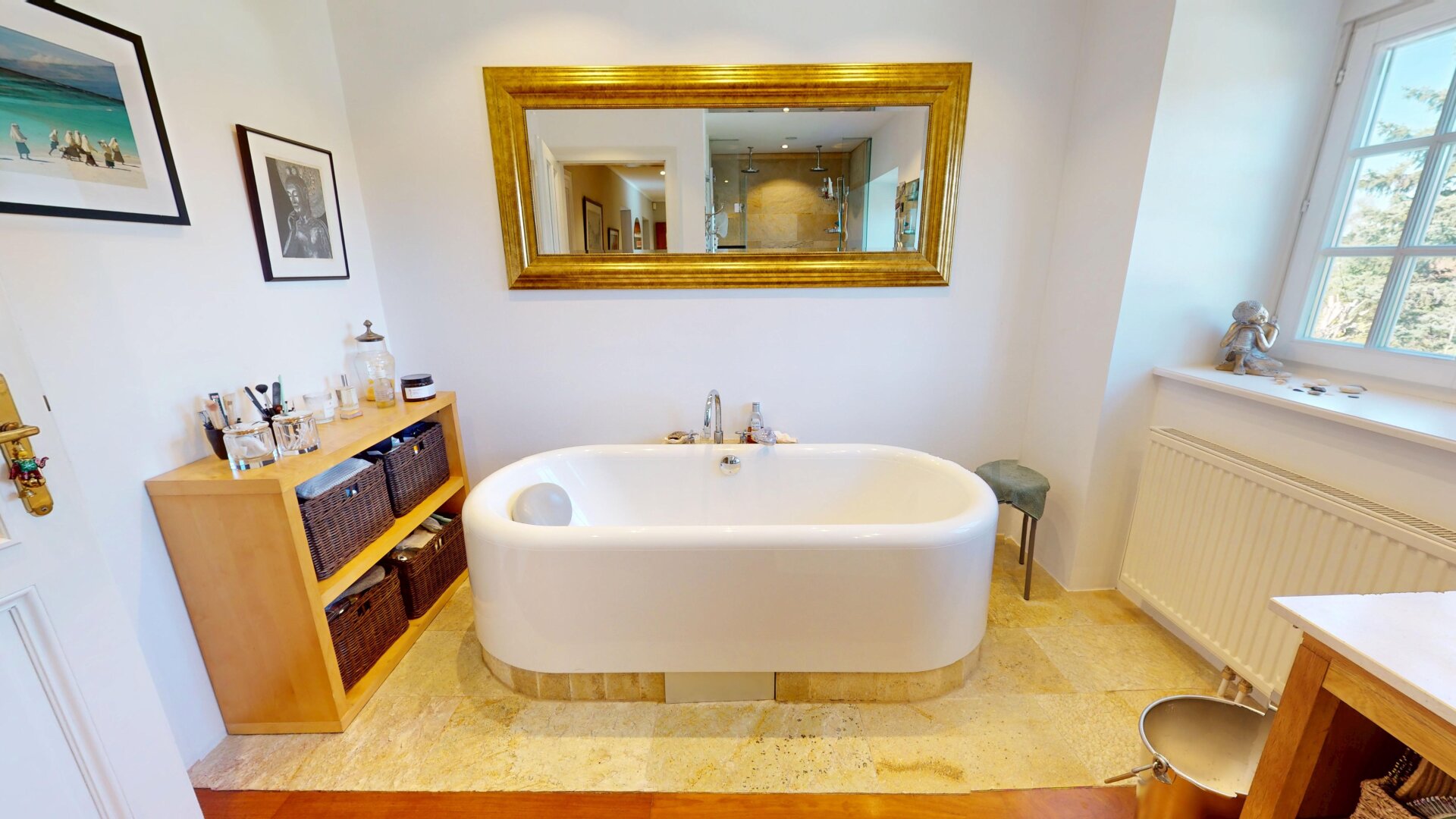 NEULENGBACH | Revitalisierte Landhausvilla mit Stil und traumhaft großzügigen Grundstück | Pool | ZELLMANN IMMOBILIEN