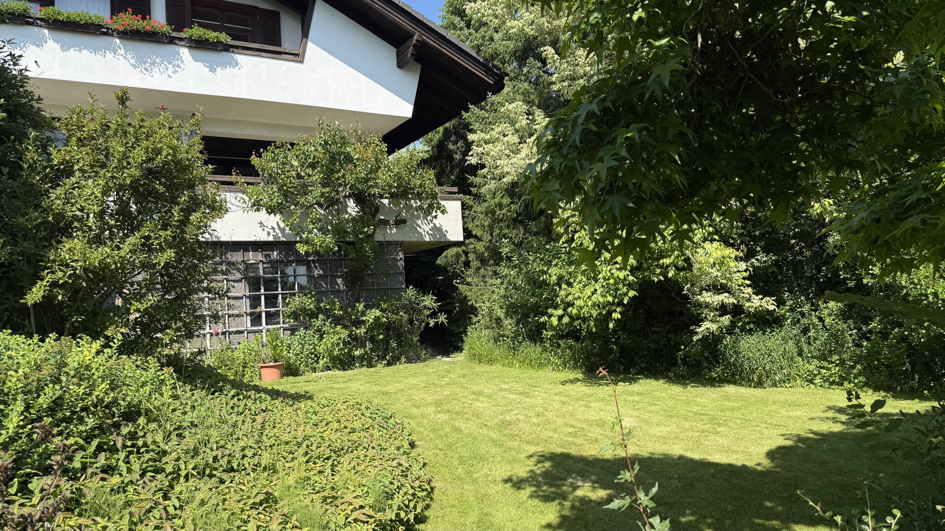 "Ein Zuhause mit Gefühl – und einem Blick, der berührt" | ZELLMANN IMMOBILIEN