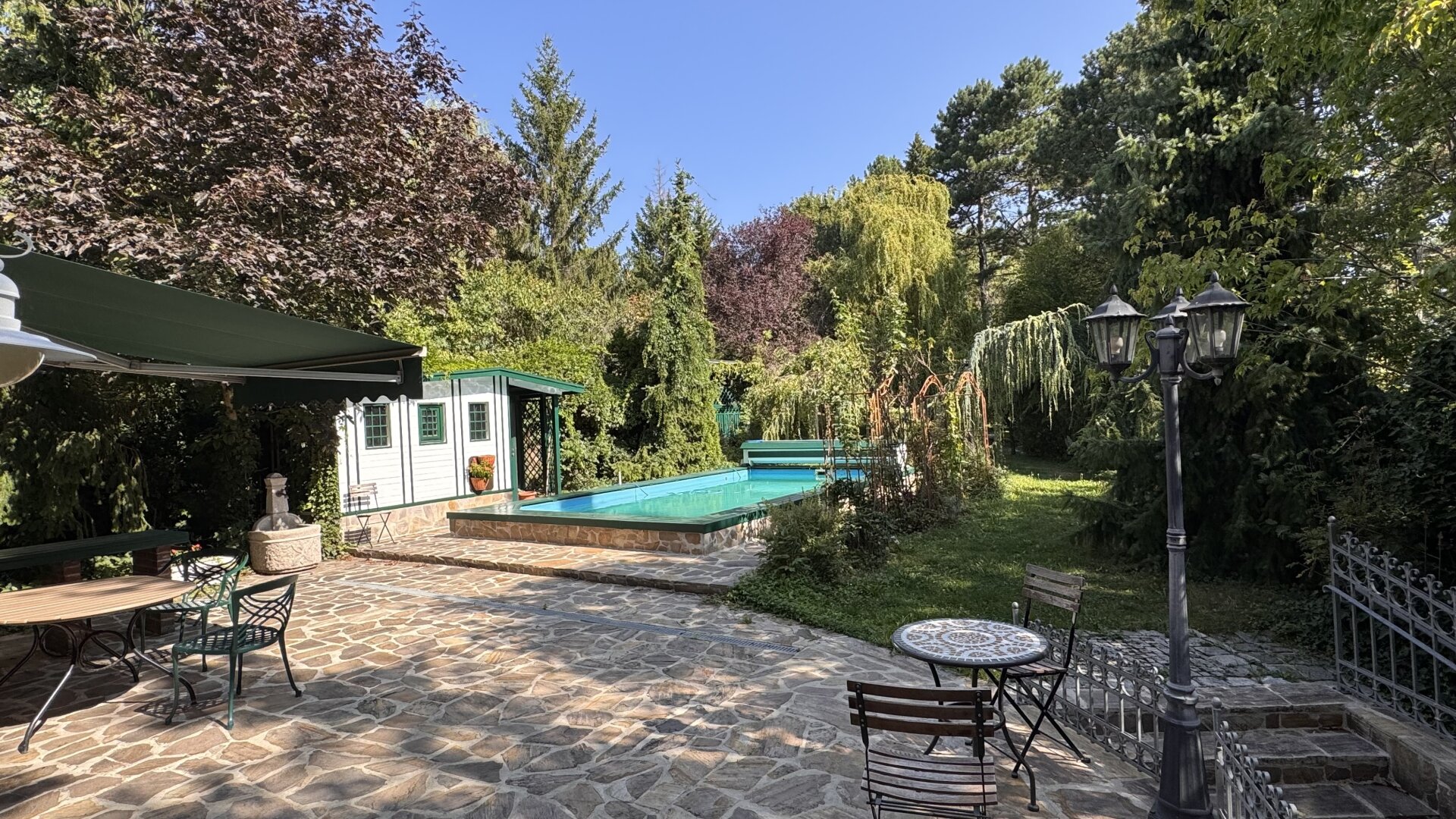 Villa am Roten Berg – Exklusives Wohnen in Wiens begehrtester Villenlage | ZELLMANN IMMOBILIEN