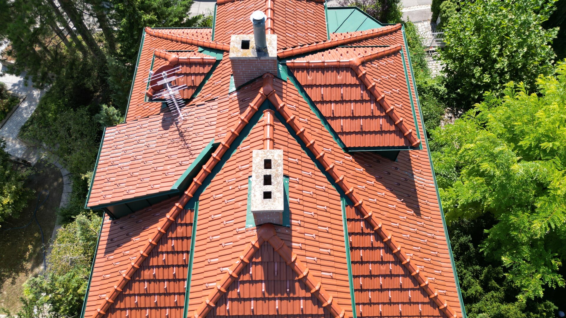 Villa am Roten Berg – Exklusives Wohnen in Wiens begehrtester Villenlage | ZELLMANN IMMOBILIEN