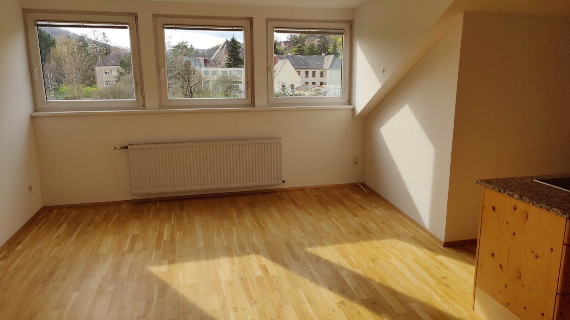 „Wohnen über den Dächern von Rodaun – Licht, Ruhe und Gartenidylle vereint“ | ZELLMANN IMMOBILIEN