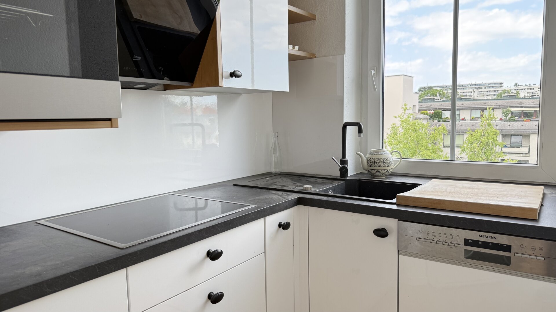Dachgeschossperle - 3 Zimmer mit Terrasse und Garagenplatz in Ruhelage | ZELLMANN IMMOBILIEN