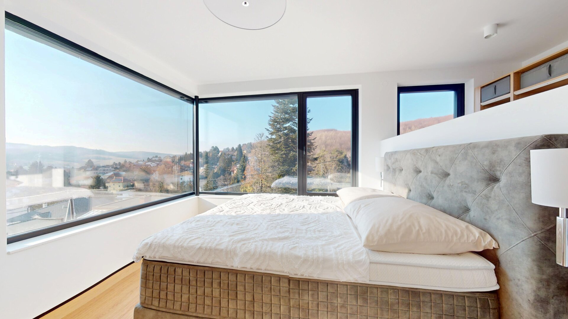 GABLITZ | modernes Einfamilienhaus mit tollem Ausblick über Gablitz | Pool | luxuriöse Ausstattung | Bj 2024 | ZELLMANN IMMOBILIEN