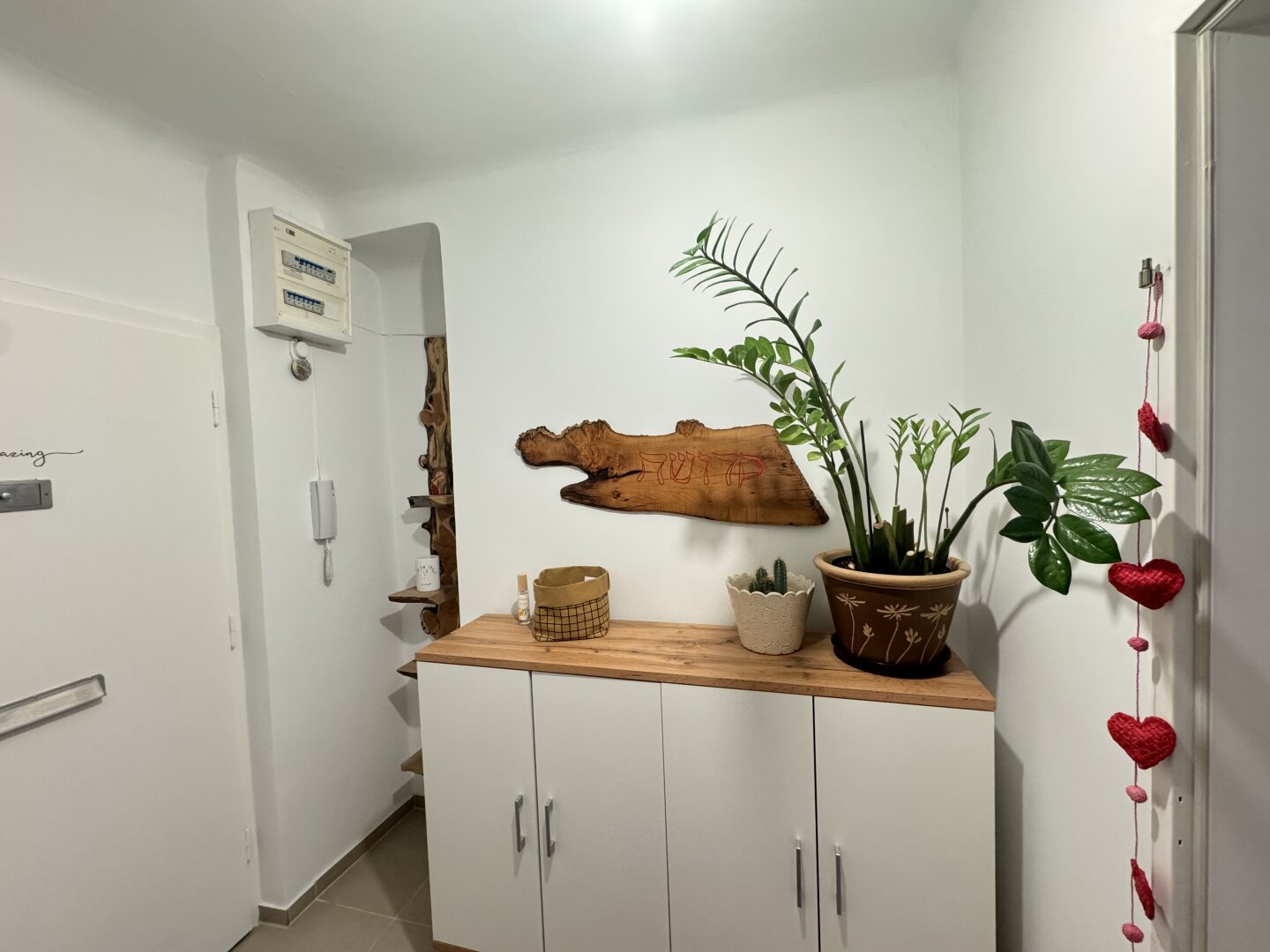 Stilvoll saniert & lichtdurchflutet – 3-Zimmer-Dachgeschosswohnung in Bestlage Mauer | ZELLMANN IMMOBILIEN