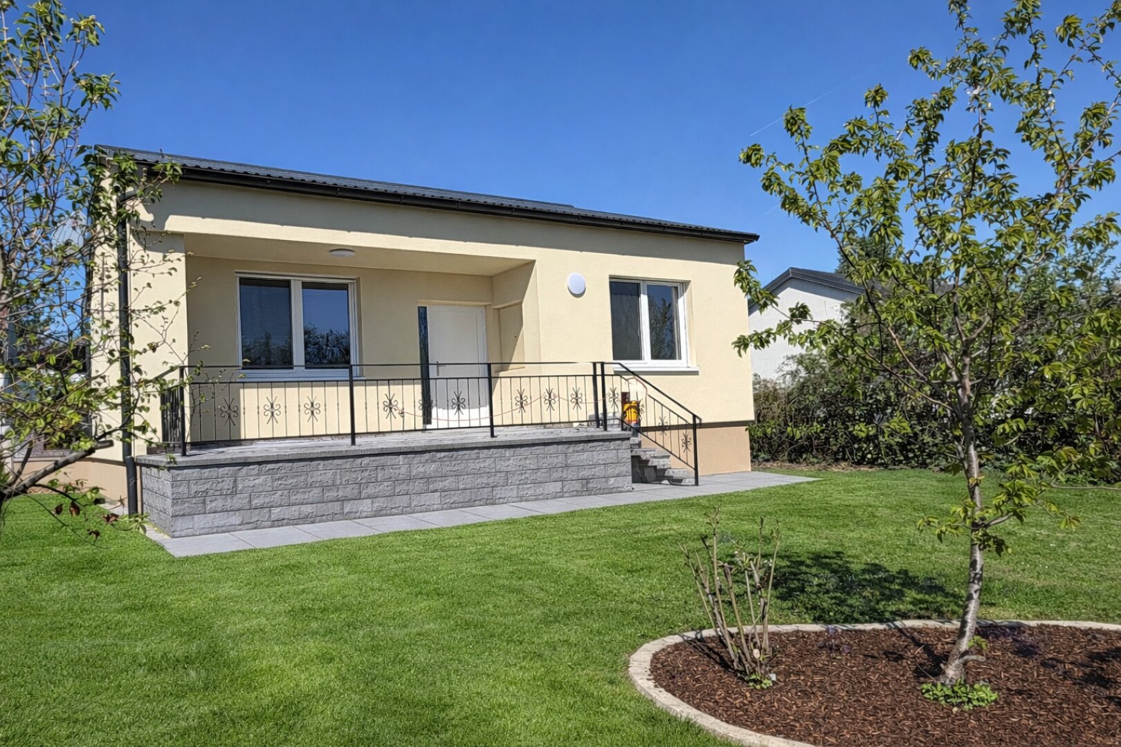 Erstbezug nach Generalsanierung – Modernes Wohnen in absoluter Ruhelage nahe Neusiedler See | ZΞLLMANN IMMOBILIEN