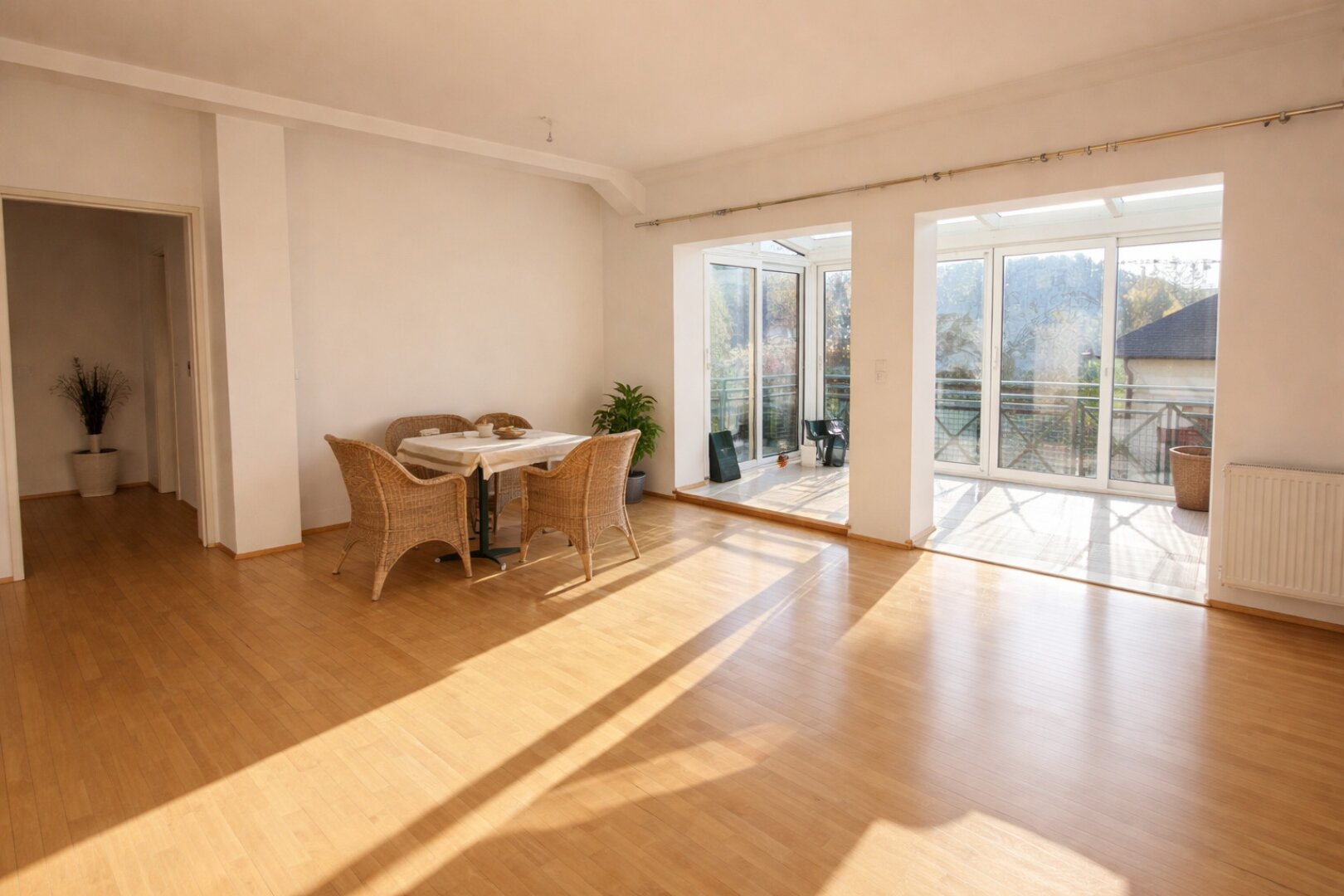 Lichtdurchflutete Dachgeschosswohnung mit Terrasse und Fernblick in Ruhelage von Wien-Rodaun | ZELLMANN IMMOBILIEN