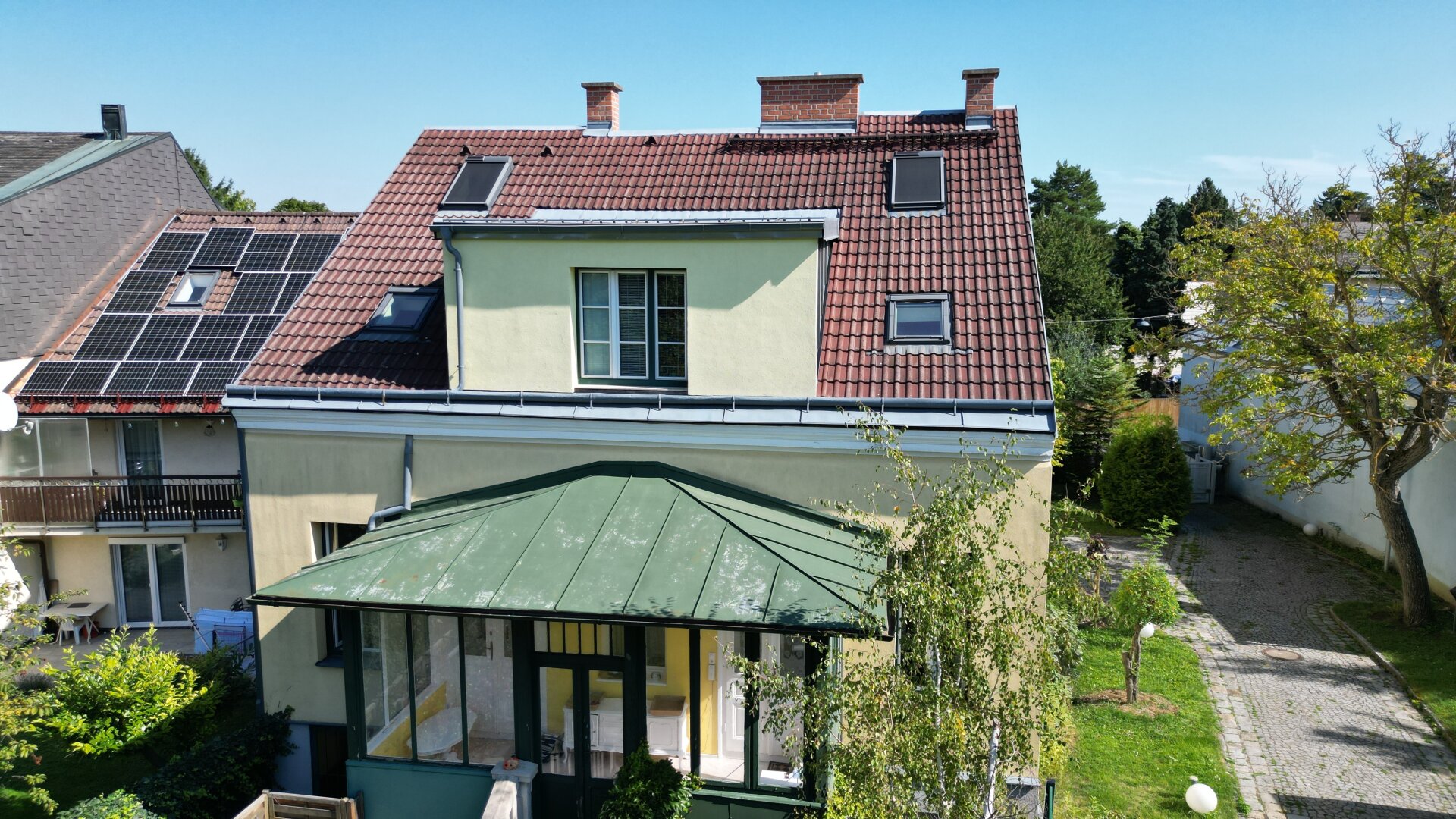 Villenetage mit 650 m² Eigengarten und Garage in Bestlage Wien-Mauer | ZELLMANN IMMOBILIEN
