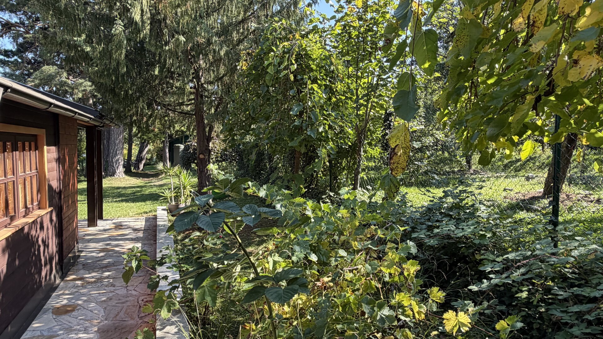 Villenetage mit 650 m² Eigengarten und Garage in Bestlage Wien-Mauer | ZELLMANN IMMOBILIEN