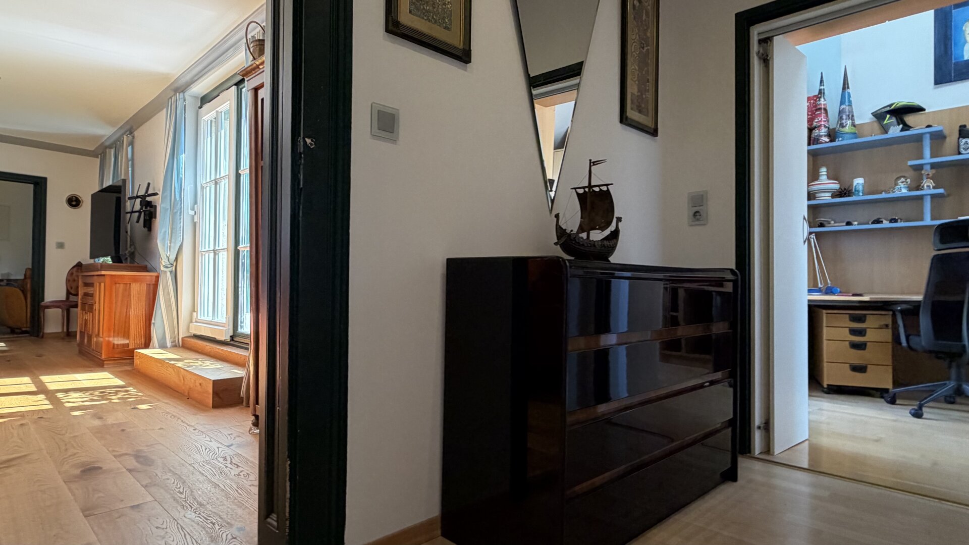 Villenetage mit 650 m² Eigengarten und Garage in Bestlage Wien-Mauer | ZELLMANN IMMOBILIEN