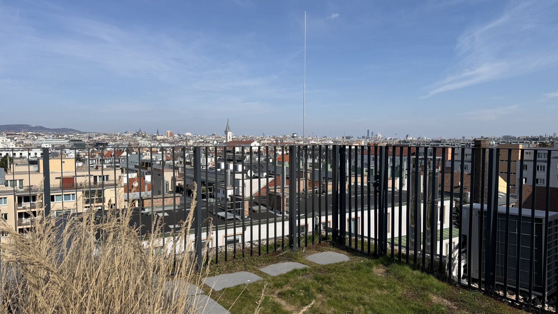 Exzellentes Wohnen in preisgekrönter Architektur – urbane Eleganz trifft nachhaltige Zukunft | ZELLMANN IMMOBILIEN