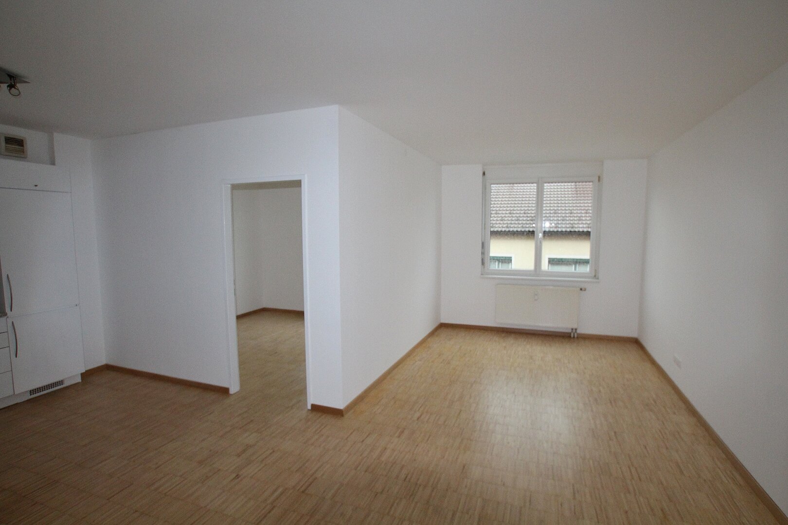 „Perfekt geschnittene Wohnung mit Garagenplatz und U6-Anbindung“ | ZELLMANN IMMOBILIEN