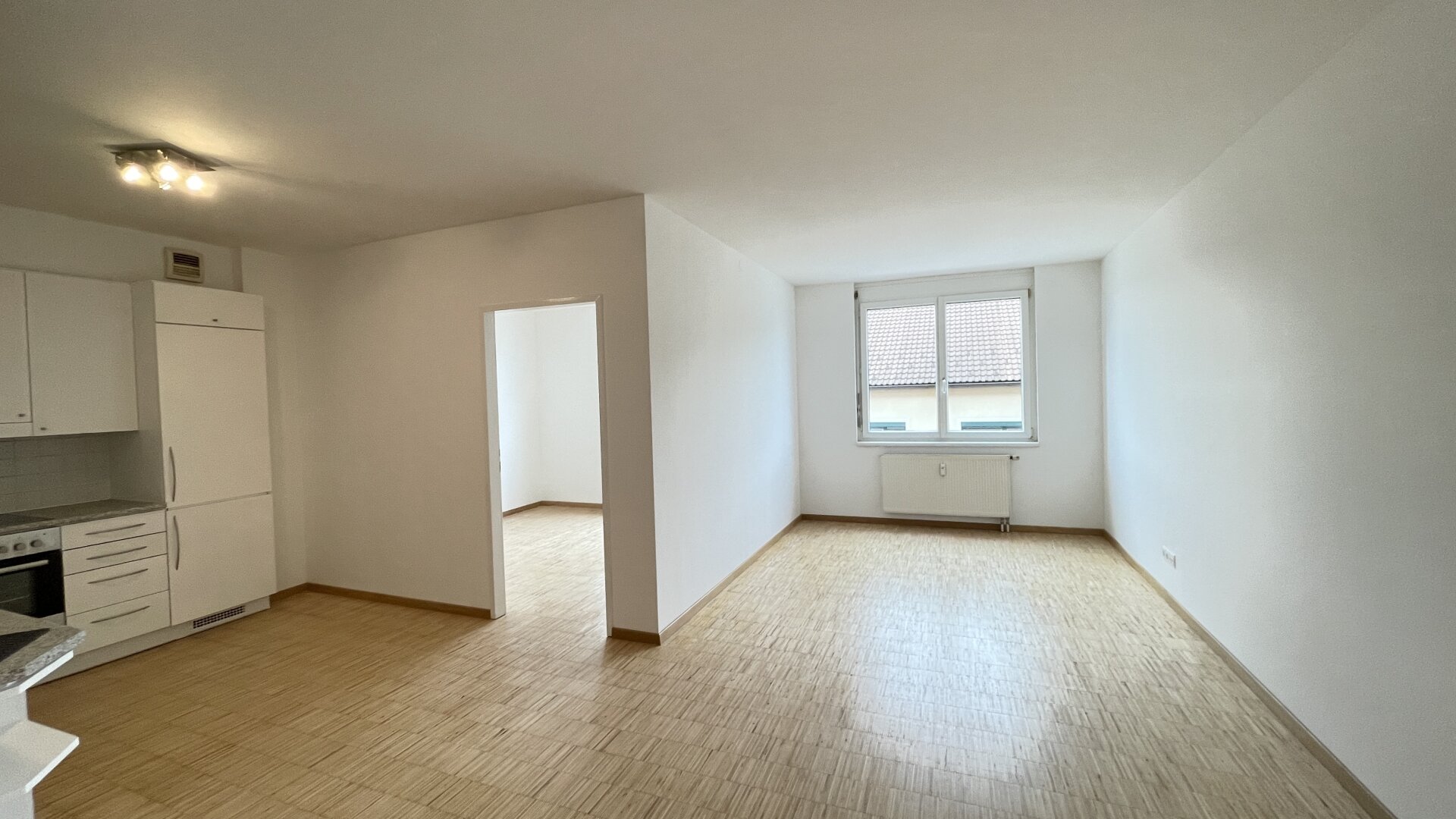 „Perfekt geschnittene Wohnung mit Garagenplatz und U6-Anbindung“ | ZELLMANN IMMOBILIEN
