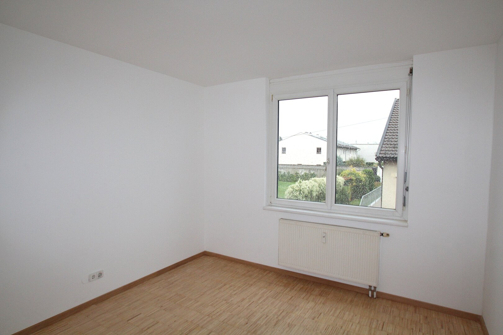 „Perfekt geschnittene Wohnung mit Garagenplatz und U6-Anbindung“ | ZELLMANN IMMOBILIEN