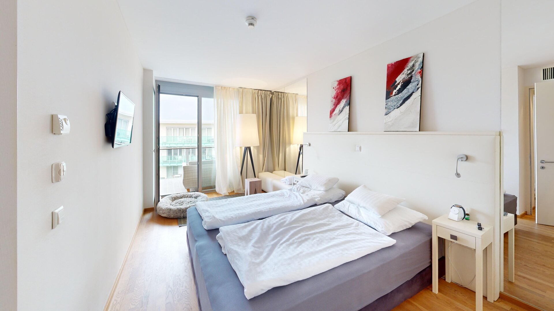 Exklusive Ferienresidenz am Meer – stilvolles Eigentum im Dachgeschoss in Punta Skala | ZELLMANN IMMOBILIEN