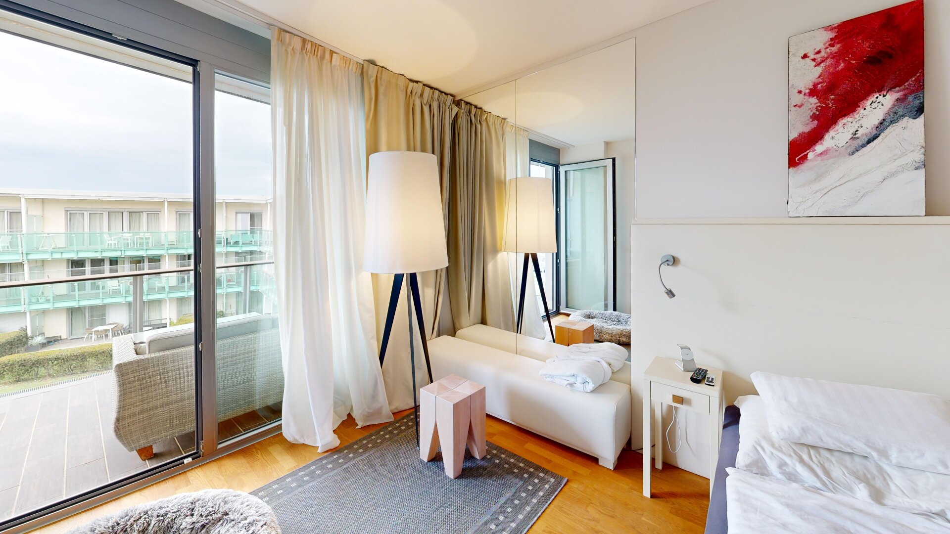 Exklusive Ferienresidenz am Meer – stilvolles Eigentum im Dachgeschoss in Punta Skala | ZELLMANN IMMOBILIEN