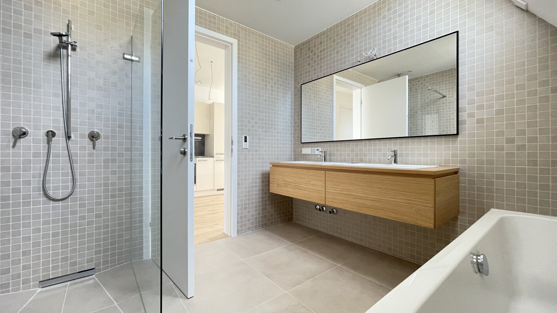 Stilvolles Dachgeschoss mit Loggia & Terrasse – Luxuswohnen in 1010 Wien | ZELLMANN IMMOBILIEN