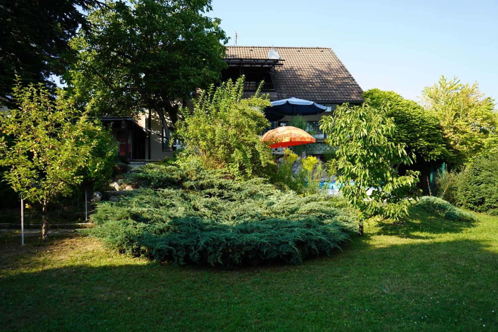 „Ein Rückzugsort am Lainzer Tiergarten – Liegenschaft mit Charakter, Substanz und seltenem Entwicklungsspielraum“ | ZELLMANN IMMOBILIEN