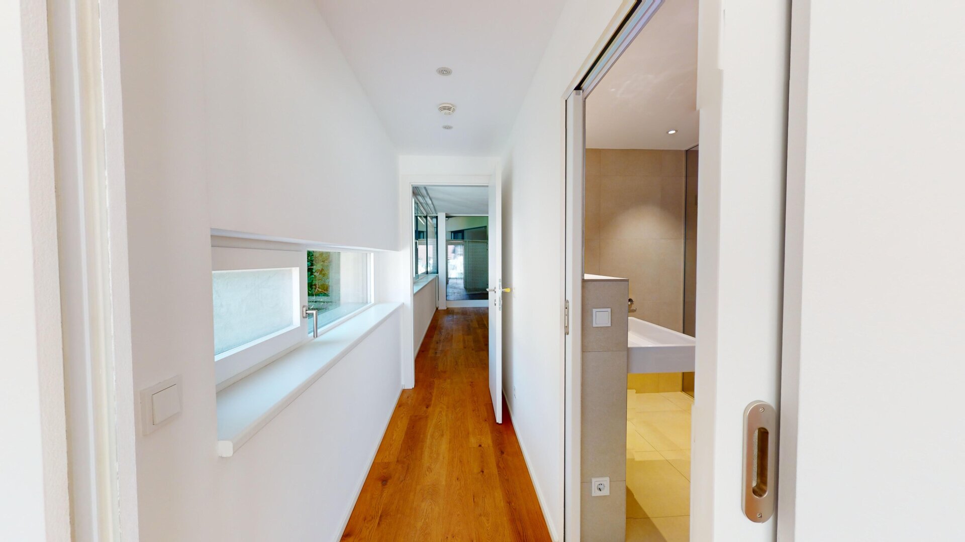 UNTER ST. VEIT | Außergewöhnlicher Wohnflair | Neubau 2016 | 3 Zimmer | 2 Bäder | Balkon & Loggia | Bestlage | ZELLMANN IMMOBILIEN